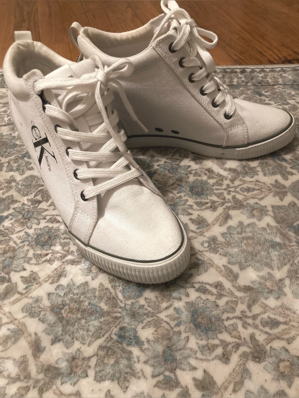 Calvin Klein White Hidden Wedge 3”Sneakers Size 9.5 EU Size 40